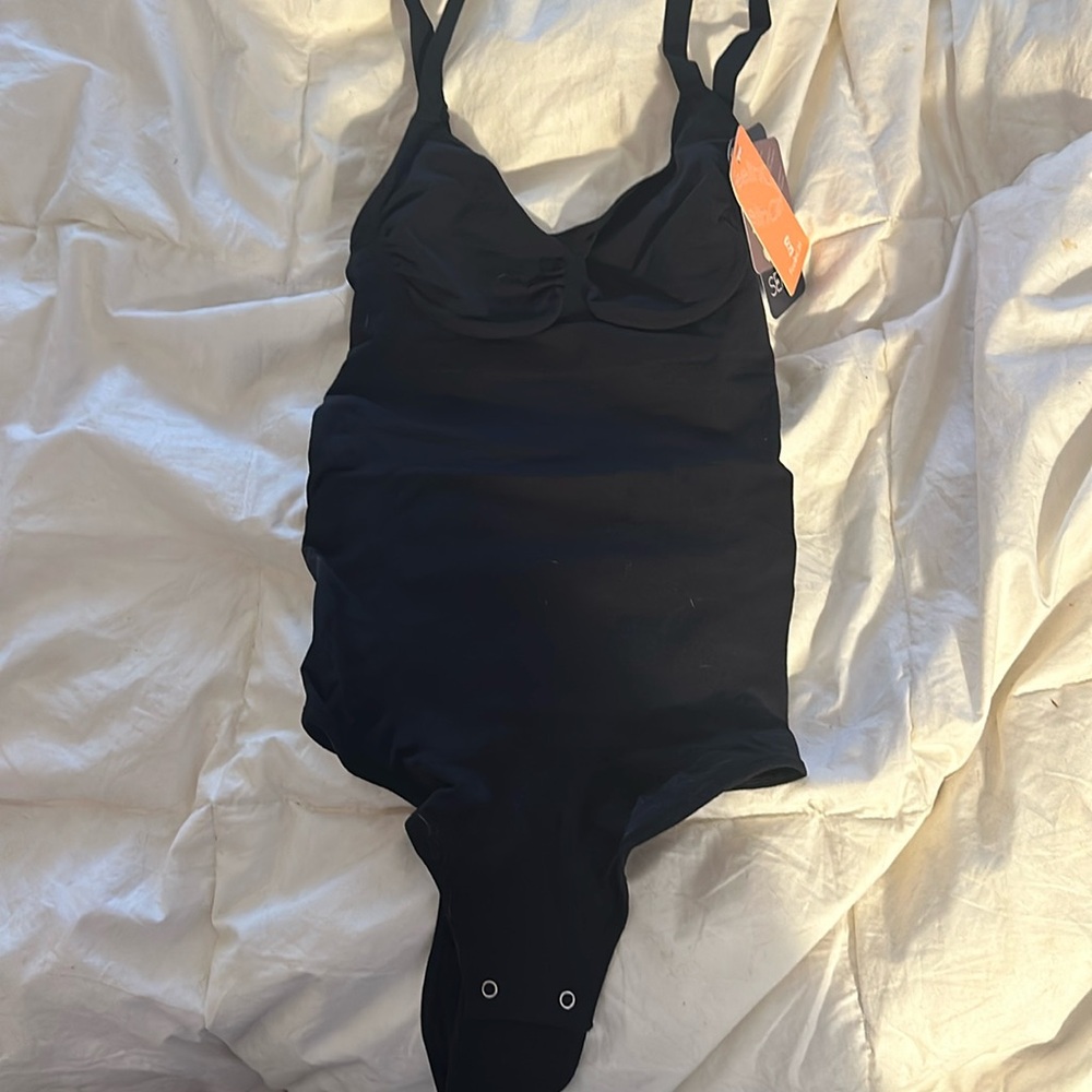 Feeling girl bodysuit shaper spaghetti string. This is listed as an extra large